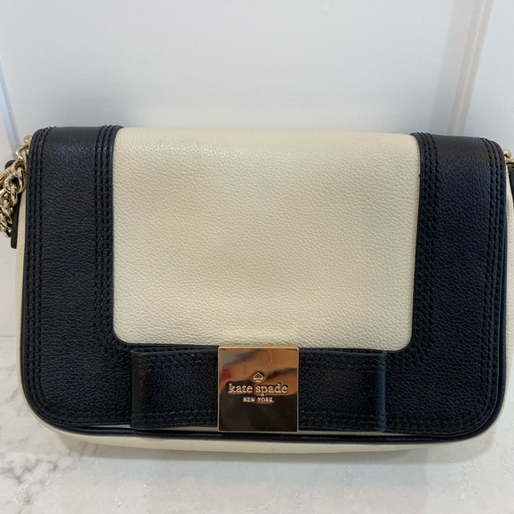 Kate Spade purse in cream/black - Picture 1 of 6